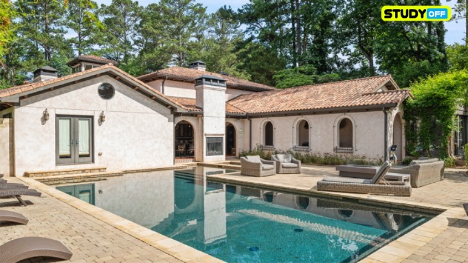 "Cobra Kai," a Netflix series, was filmed in this $3 million Georgia house.