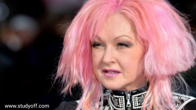 Tour of farewells announced by Cyndi Lauper