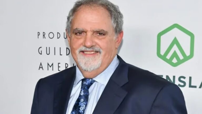 'Titanic' producer Jon Landau dies at 63.